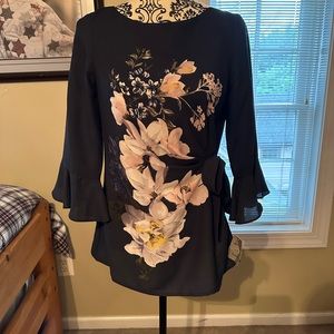 A navy blue Danny and Nicole set